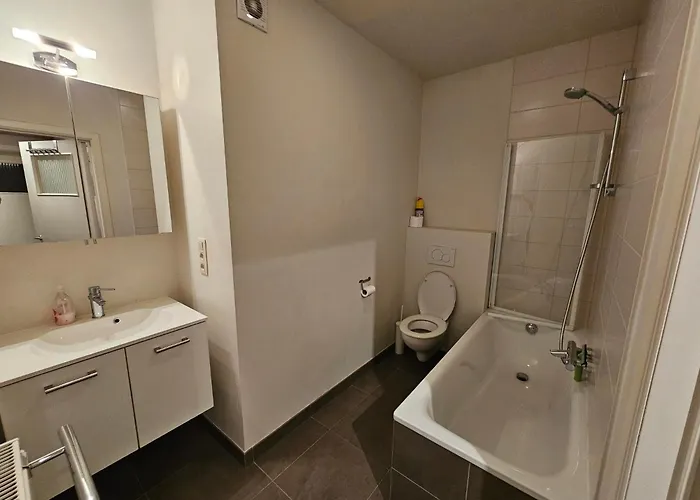 Apartment Cote A L'oostduinkerke Met Gratis Garage Oostduinkerke